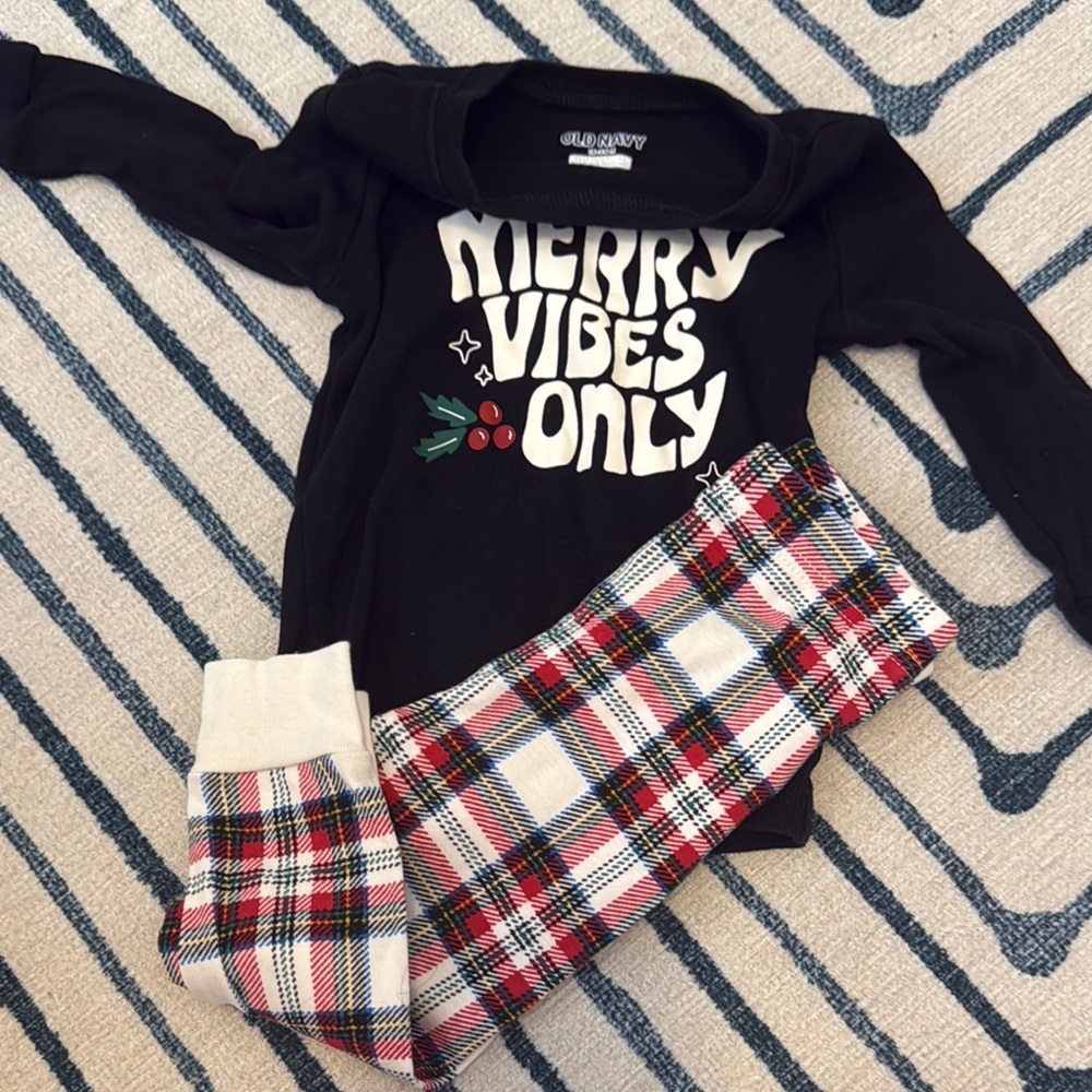 Old Navy Merry Vibes Only Outfit - Black and Plaid